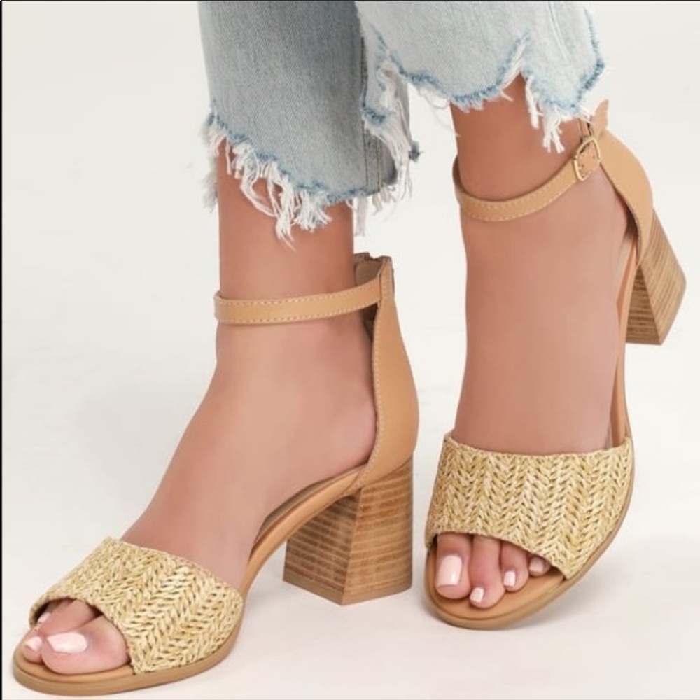 Seychelles Iconic Natural Raffia Heel.